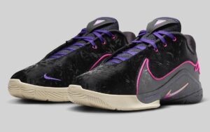 LeBron XXII 22 “Blacklight” FZ1094-001